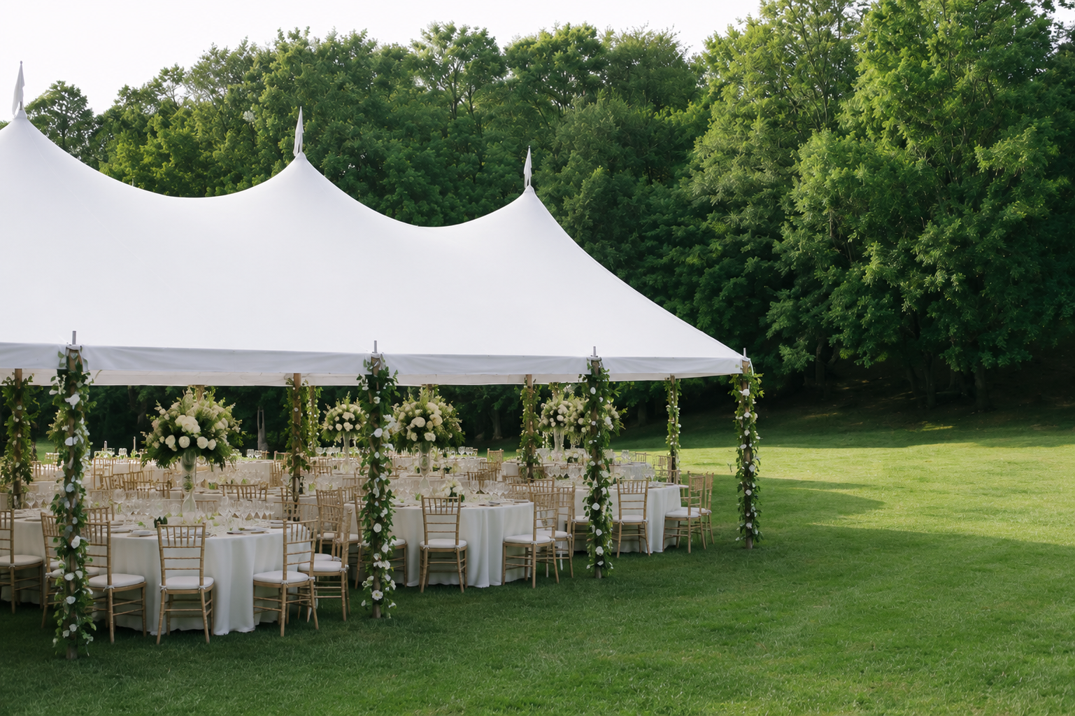 Glen Falls House tented ceremony