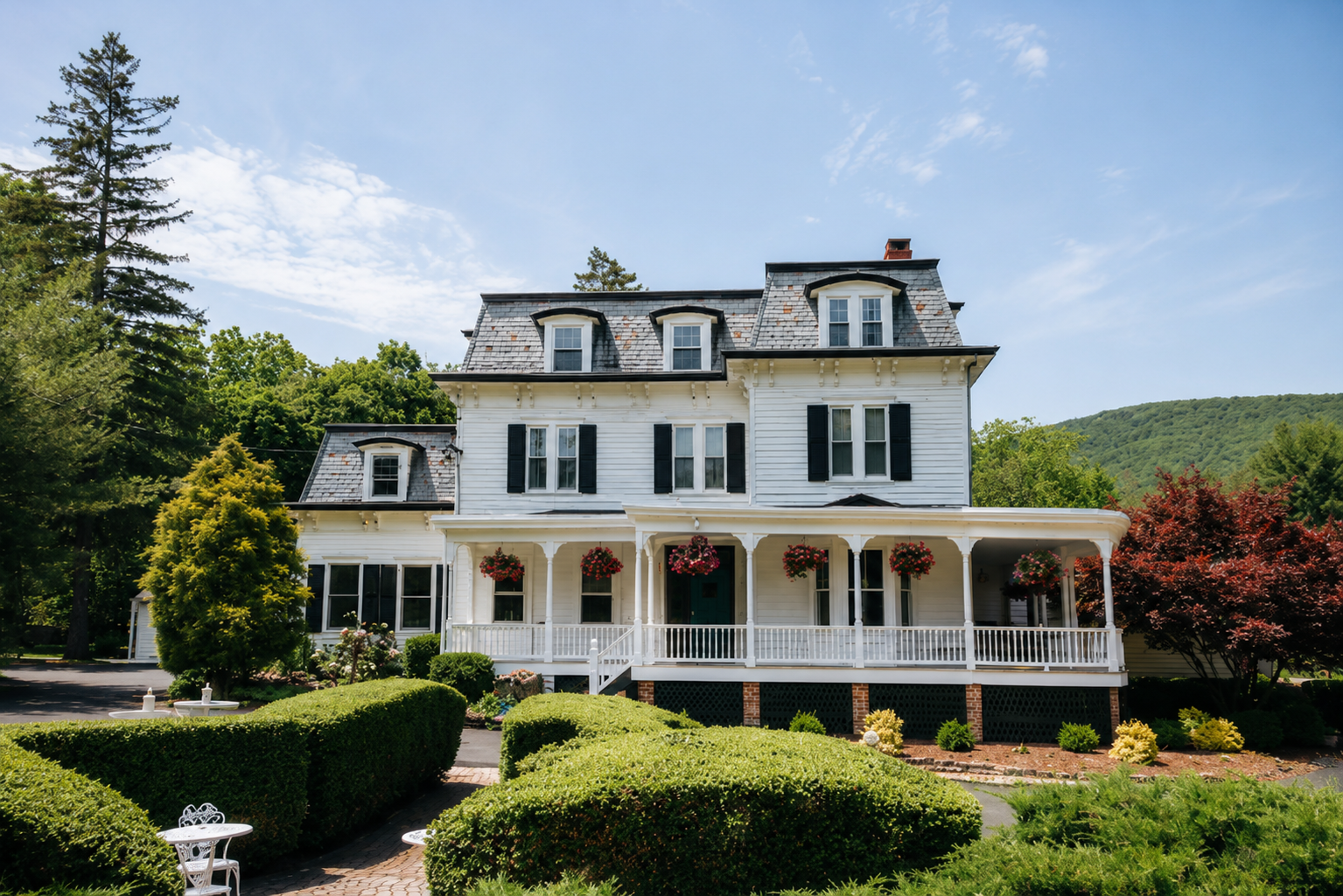 Mountainville Manor property exterior