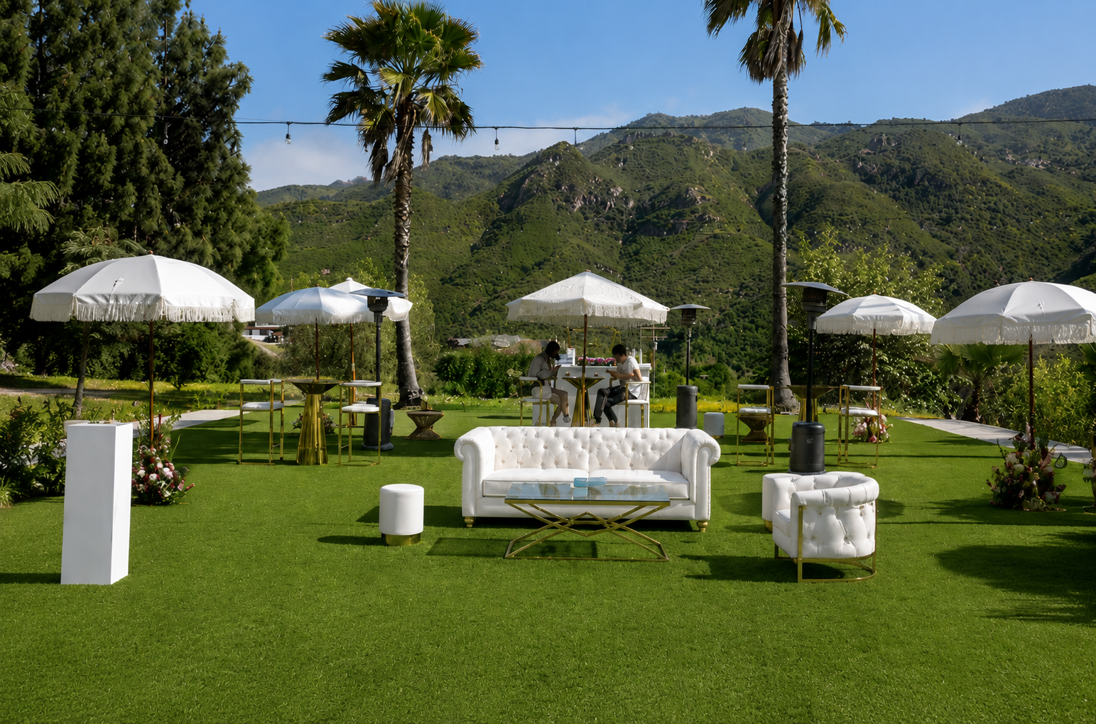 Villa di Rocca cocktail hour hillside view