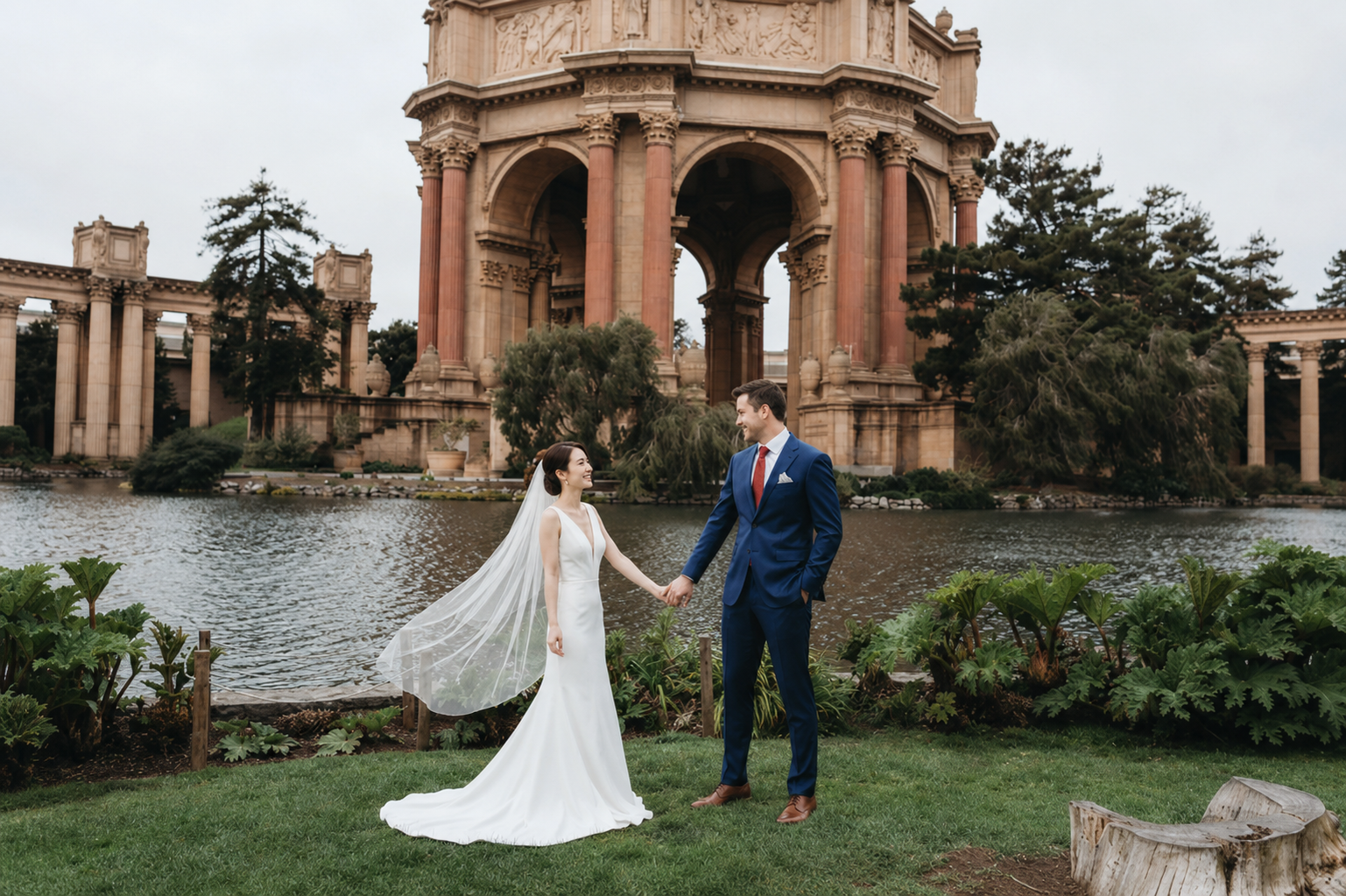 Palace of Fine Arts bride groom portrait