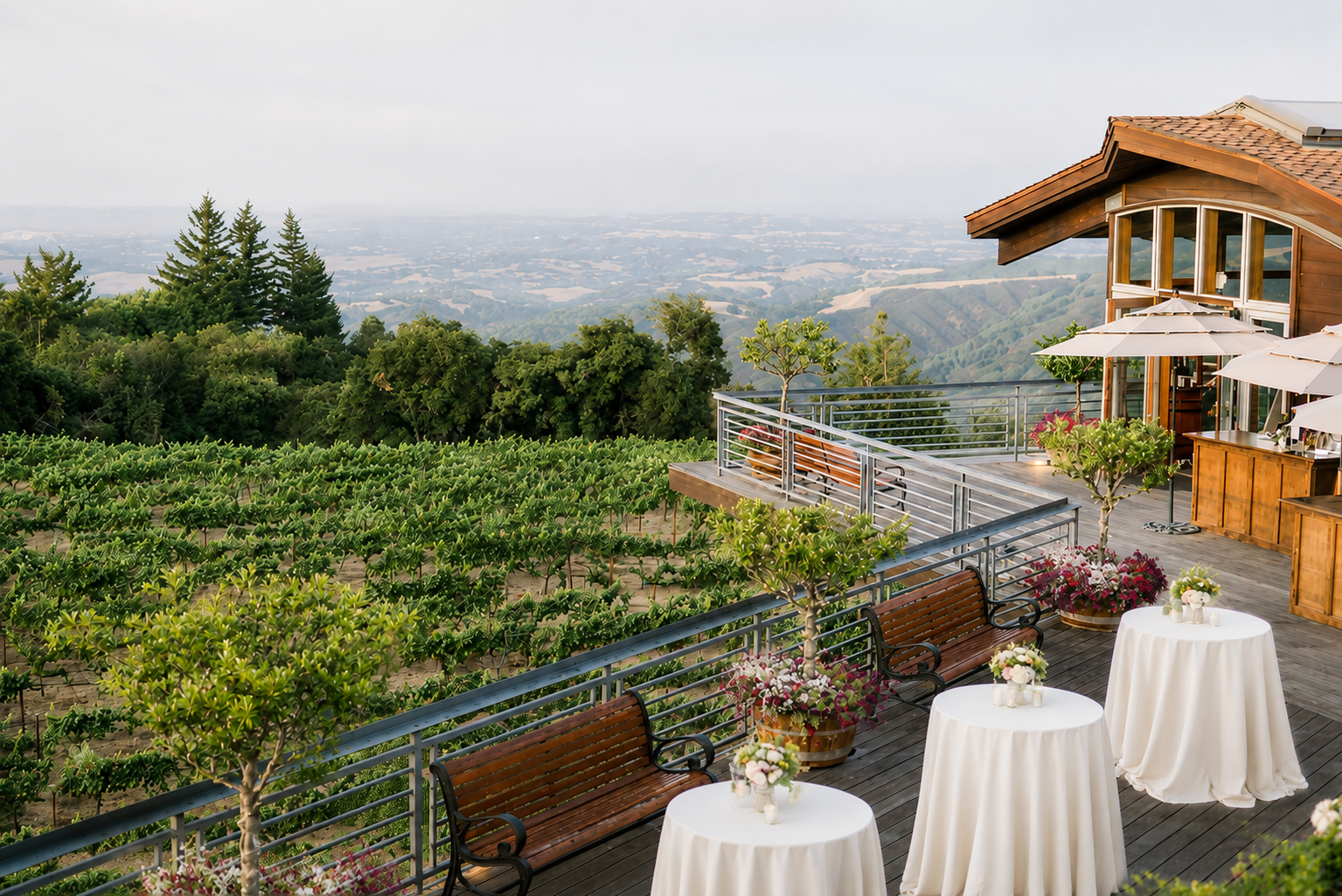 Thomas Fogarty Winery cocktail hour deck